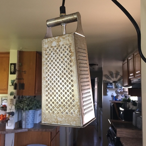 Rustic farmhouse hanging lamp - Picture 3 of 3